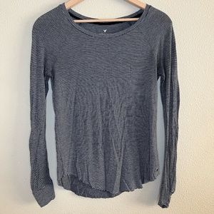 American Eagle Soft & Sexy Jegging T, Black & White Stripe Long Sleeve Shirt, XS